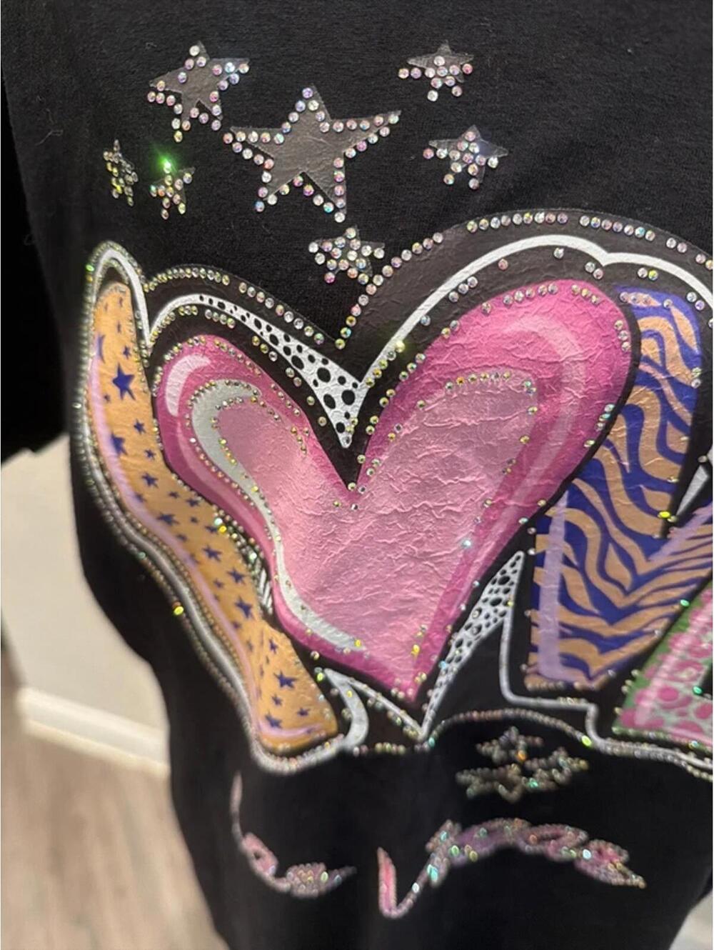 Black 'LOVE Las Vegas' Graphic T-Shirt with Rhinestone Accents Size L - Picture 2 of 6